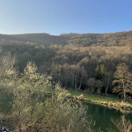 Camping Les Bateaux Revin (Ardennes)